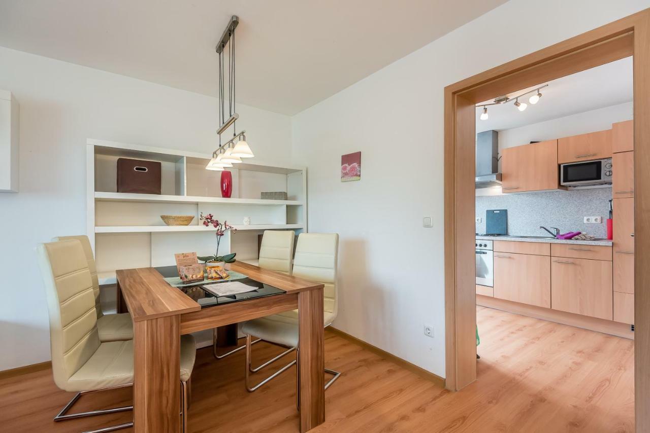 Apartmenthaus Am Erlbach Buch am Erlbach Ngoại thất bức ảnh