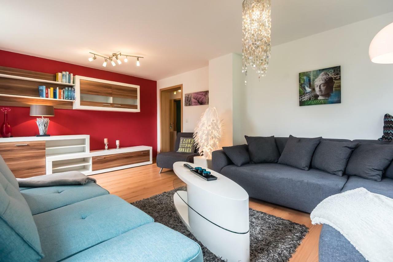 Apartmenthaus Am Erlbach Buch am Erlbach Ngoại thất bức ảnh